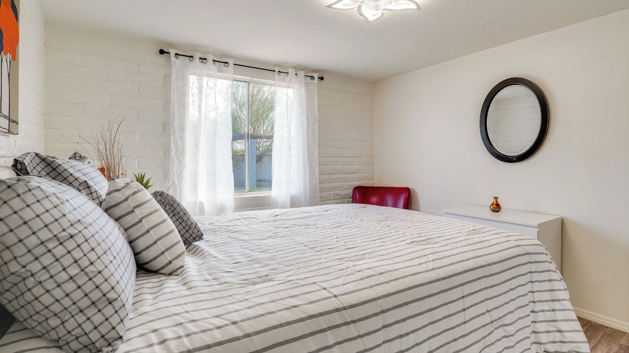 Photo of Bedroom in Drexel Heights