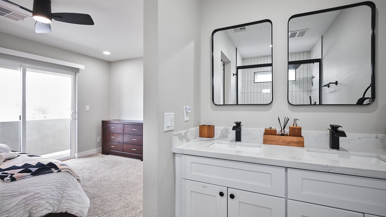 Photo of Bedroom in South Mountain
