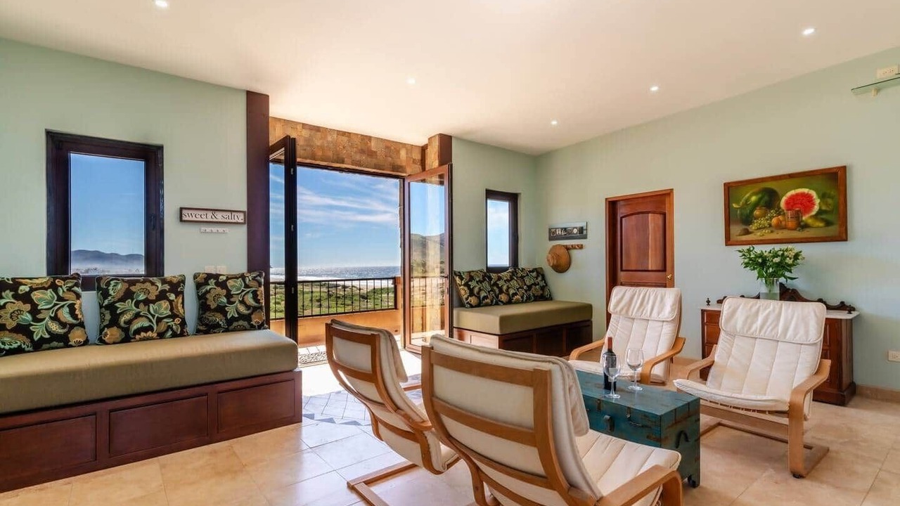 Photo of Livingroom in Cerritos