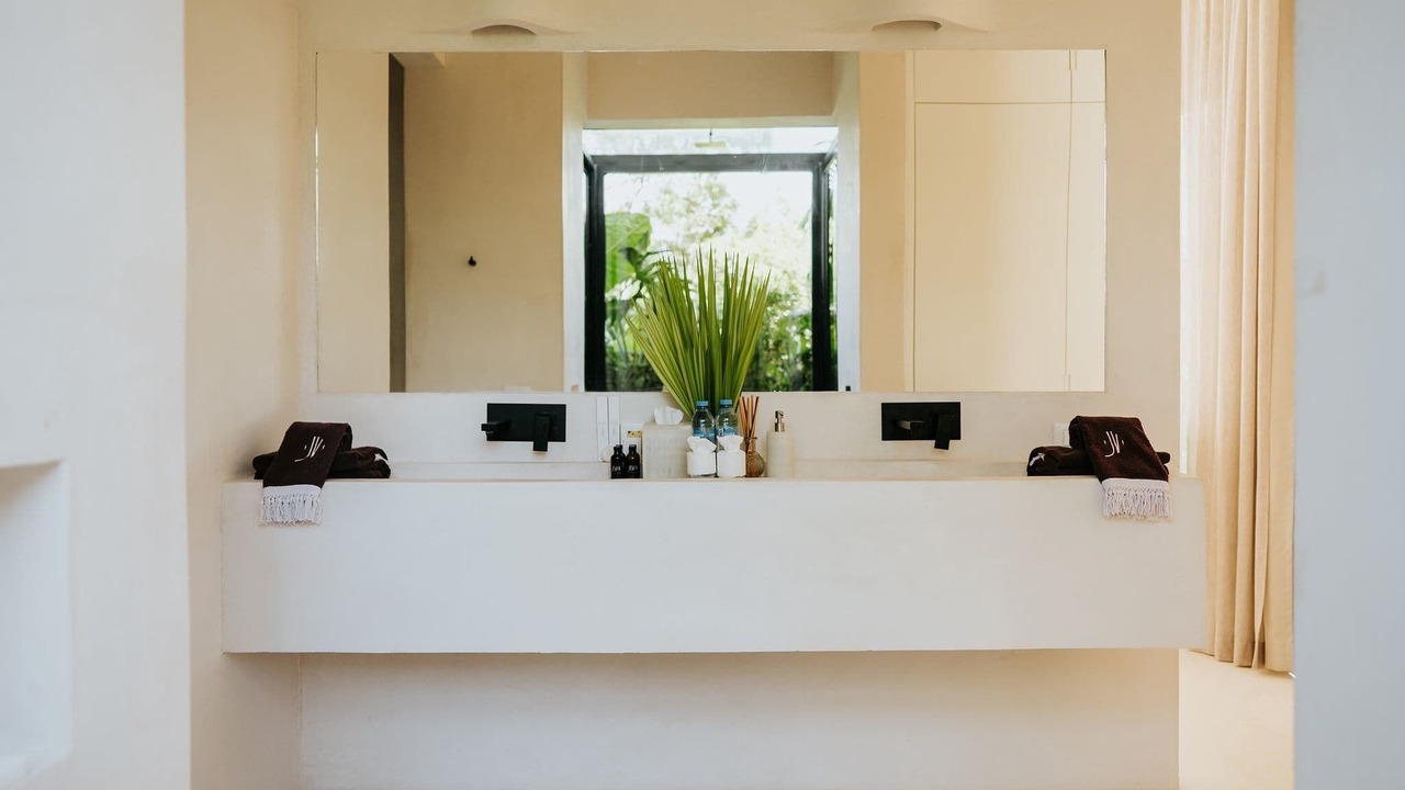 Photo of Bathroom in Zama