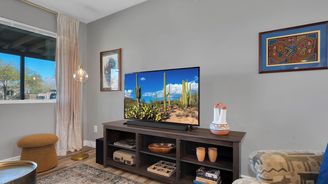 Photo of Livingroom in Limberlost
