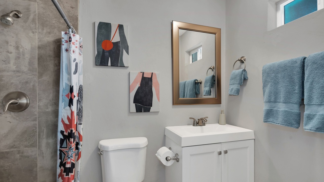 Photo of Bathroom in Limberlost