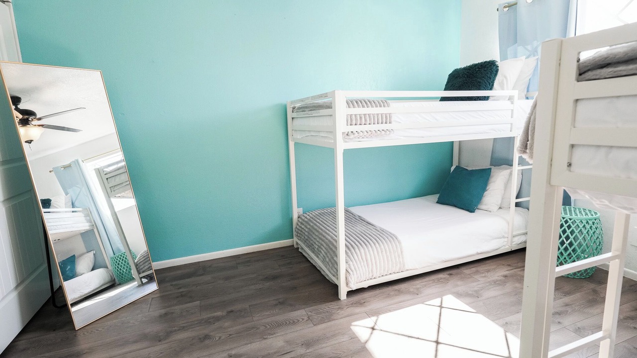 Photo of Bedroom in Papago Parkway