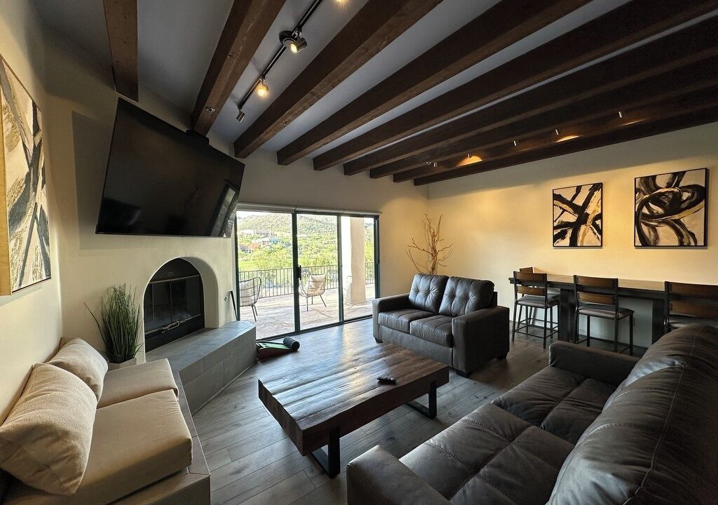 Photo of Livingroom in Starr Pass