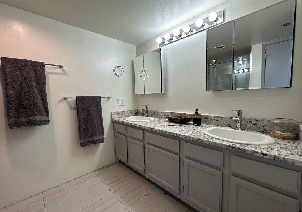 Photo of Bathroom in Starr Pass
