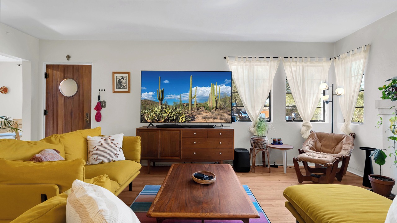 Photo of Livingroom in Armory Park