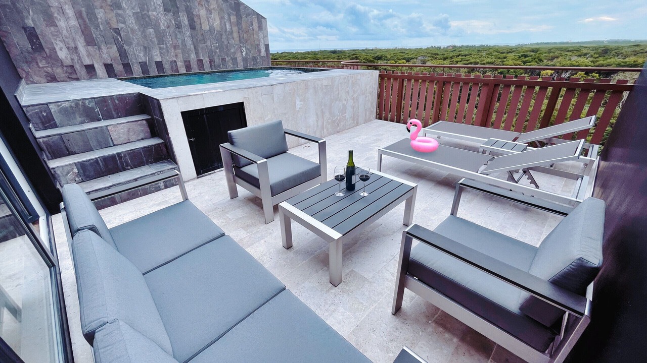 Photo of Patio Balcony in Playa Paraiso