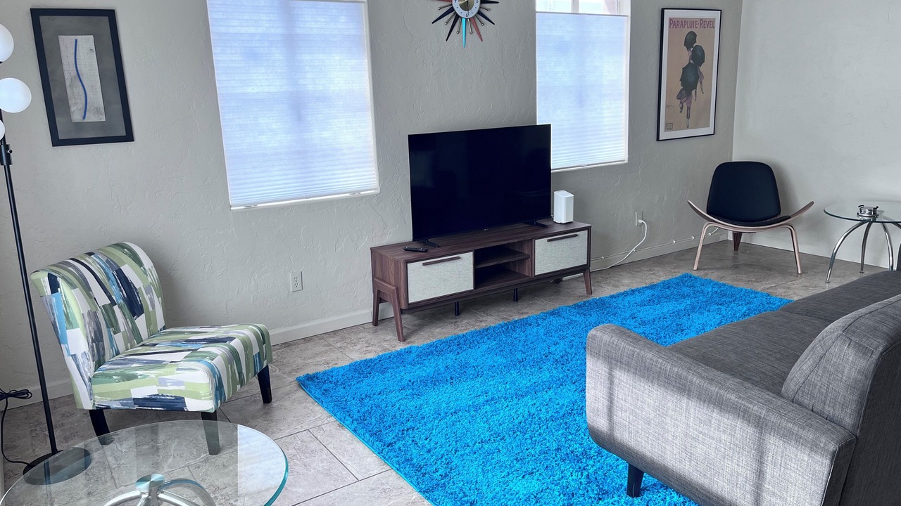 Photo of Livingroom in Peter Howell