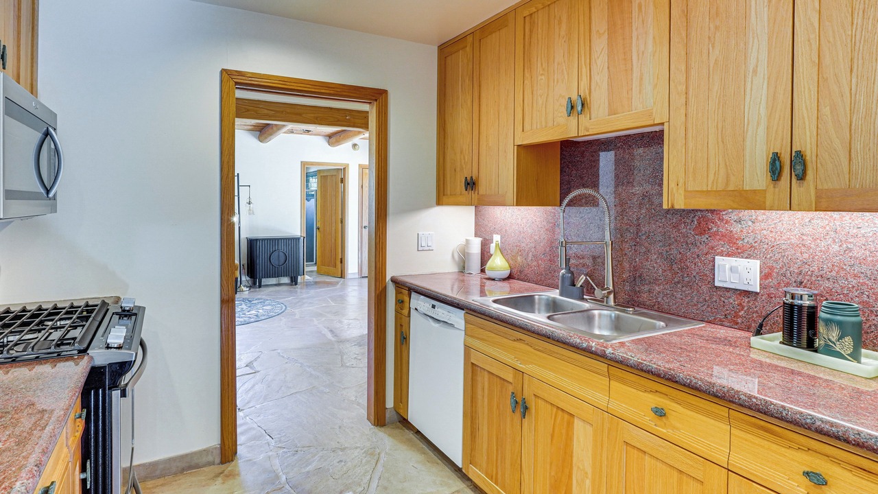 Photo of Kitchen in The Elin Ranch