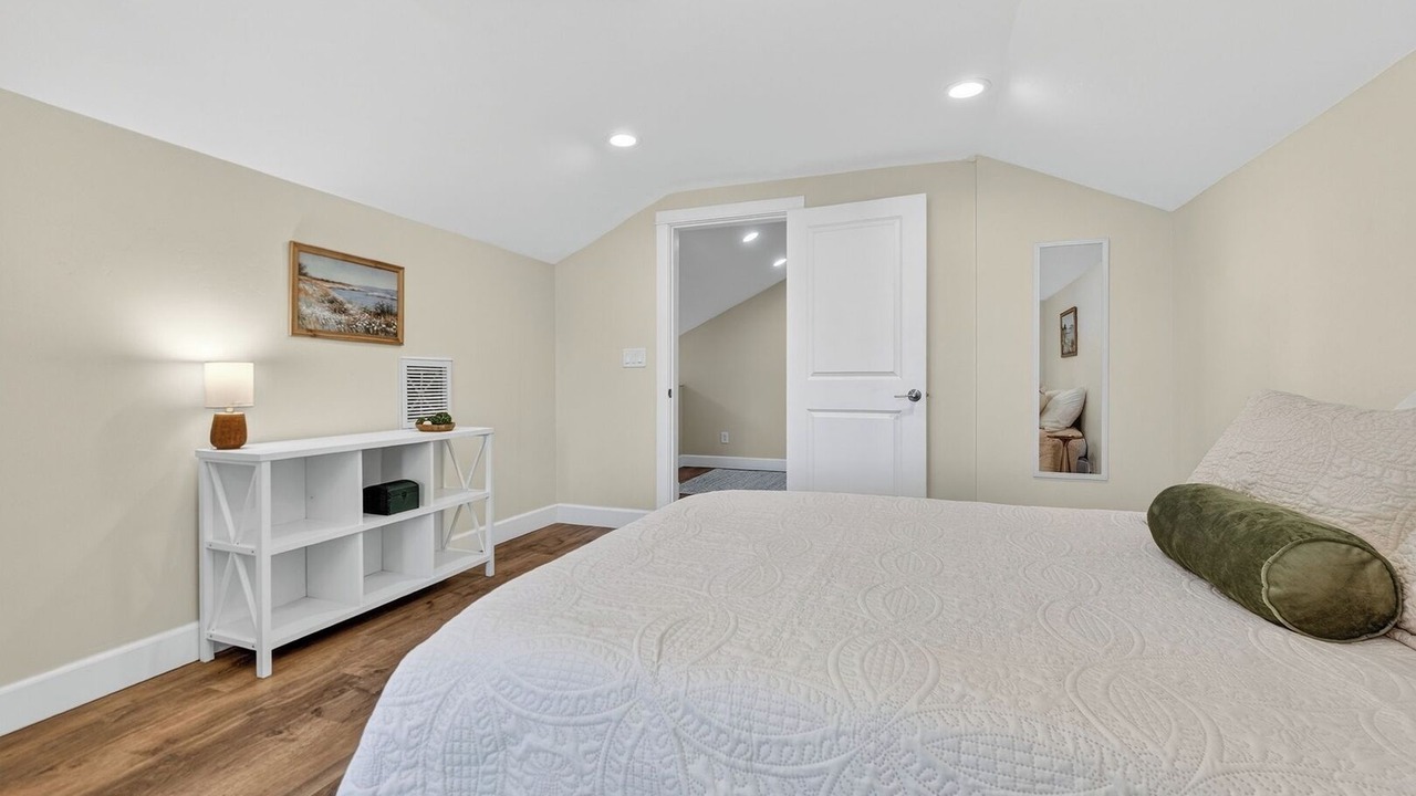 Photo of Bedroom in Dewey-Humboldt