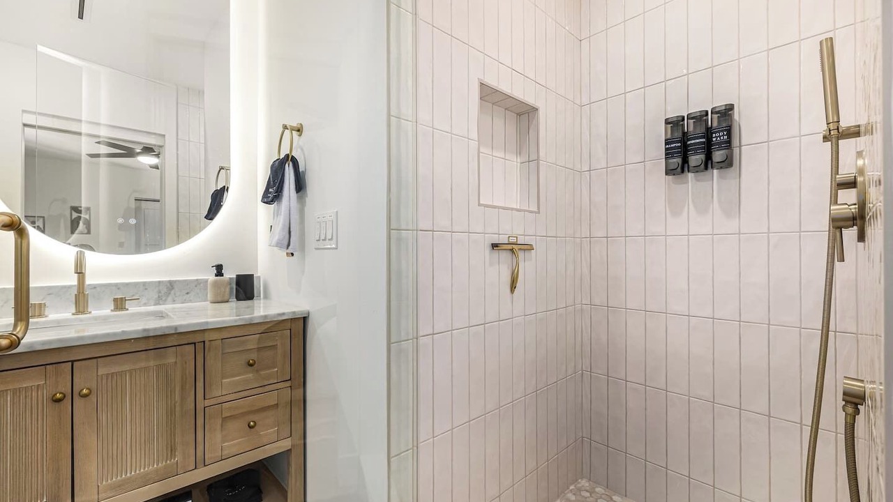 Photo of Bathroom in Village Grove