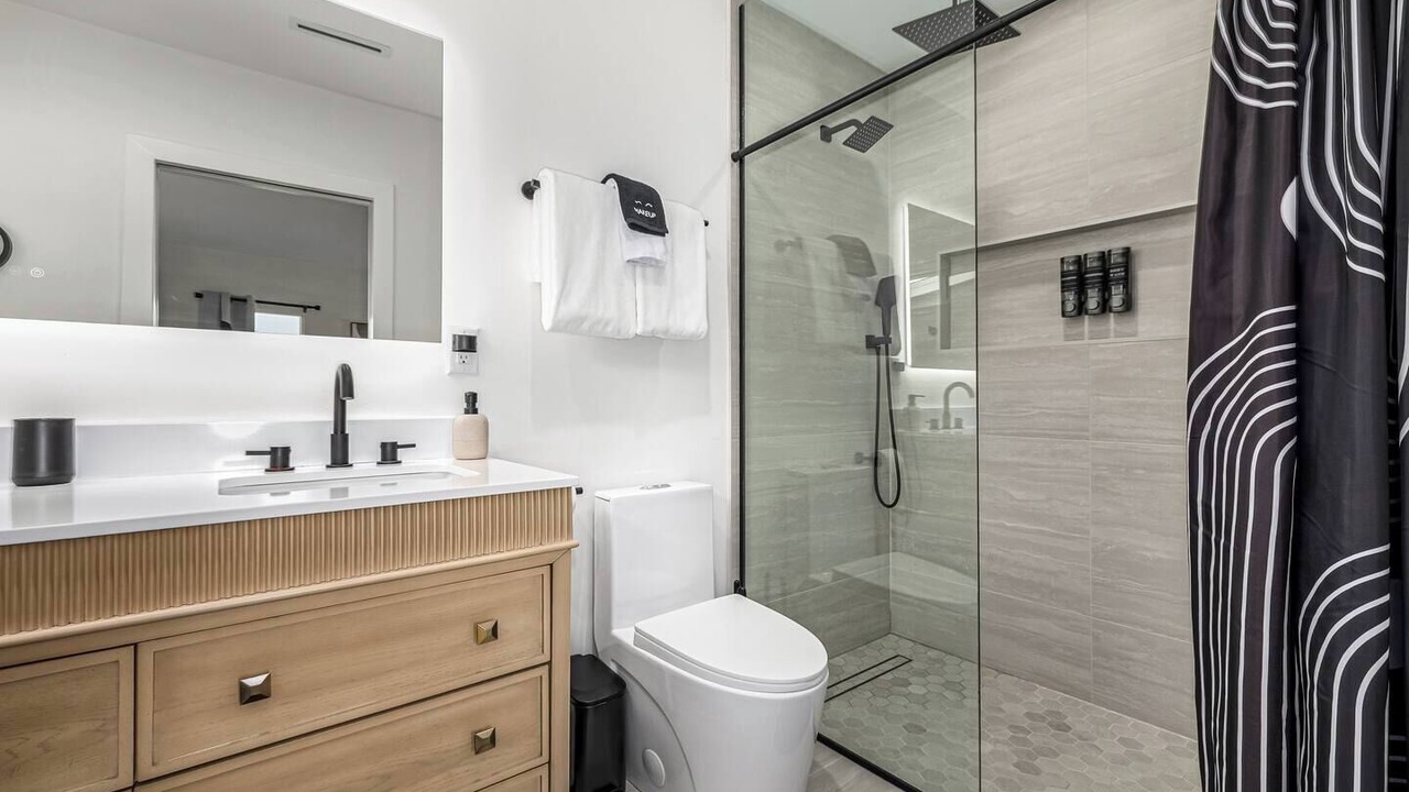 Photo of Bathroom in Village Grove