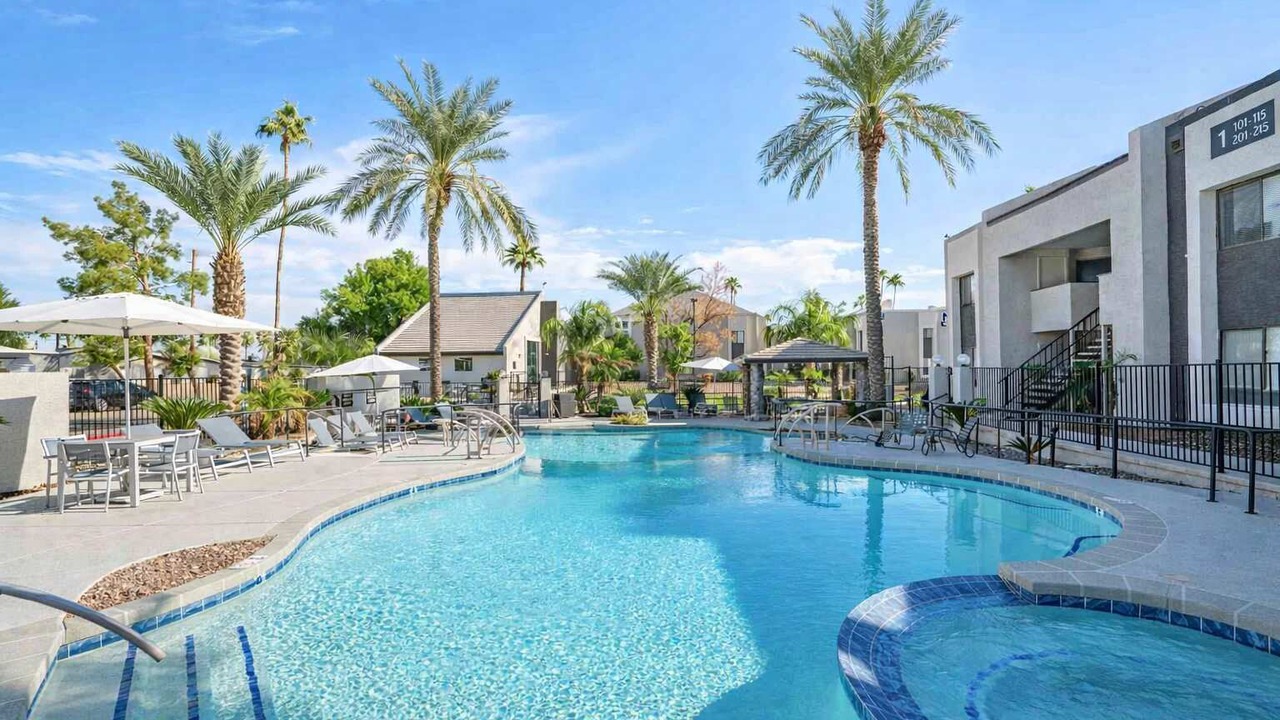 Photo of Outdoor in Cox Heights