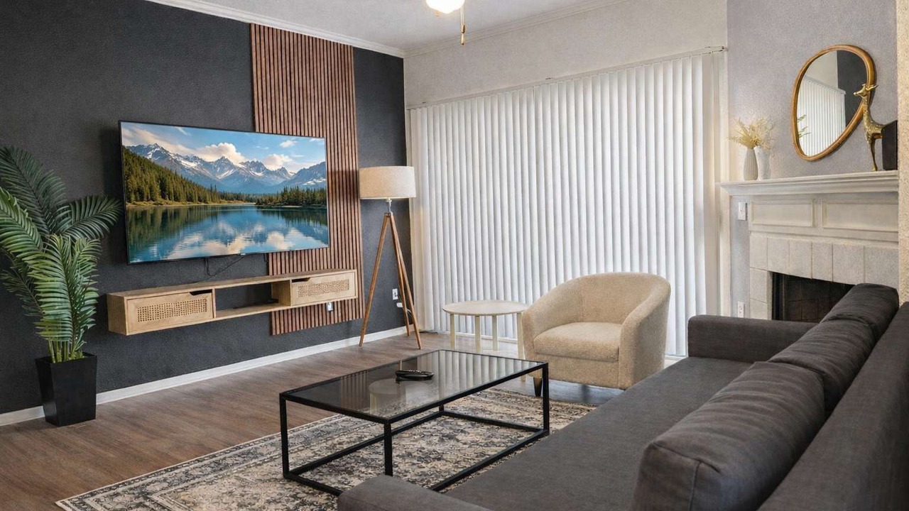 Photo of Livingroom in McDowell Mountain Apartments