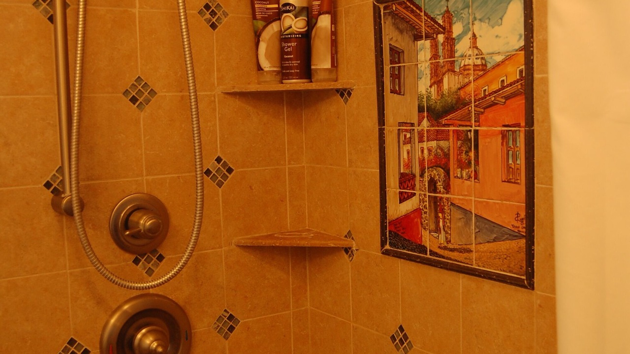 Photo of Bathroom in Peter Howell