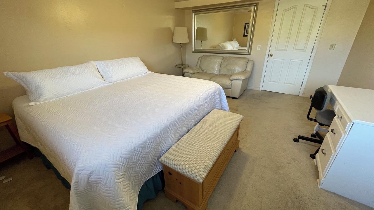 Photo of Bedroom in Bear Canyon Hills