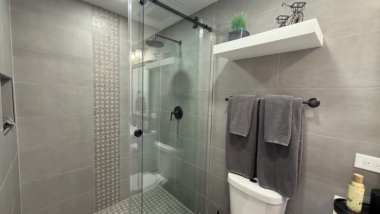 Photo of Bathroom in Alhambra