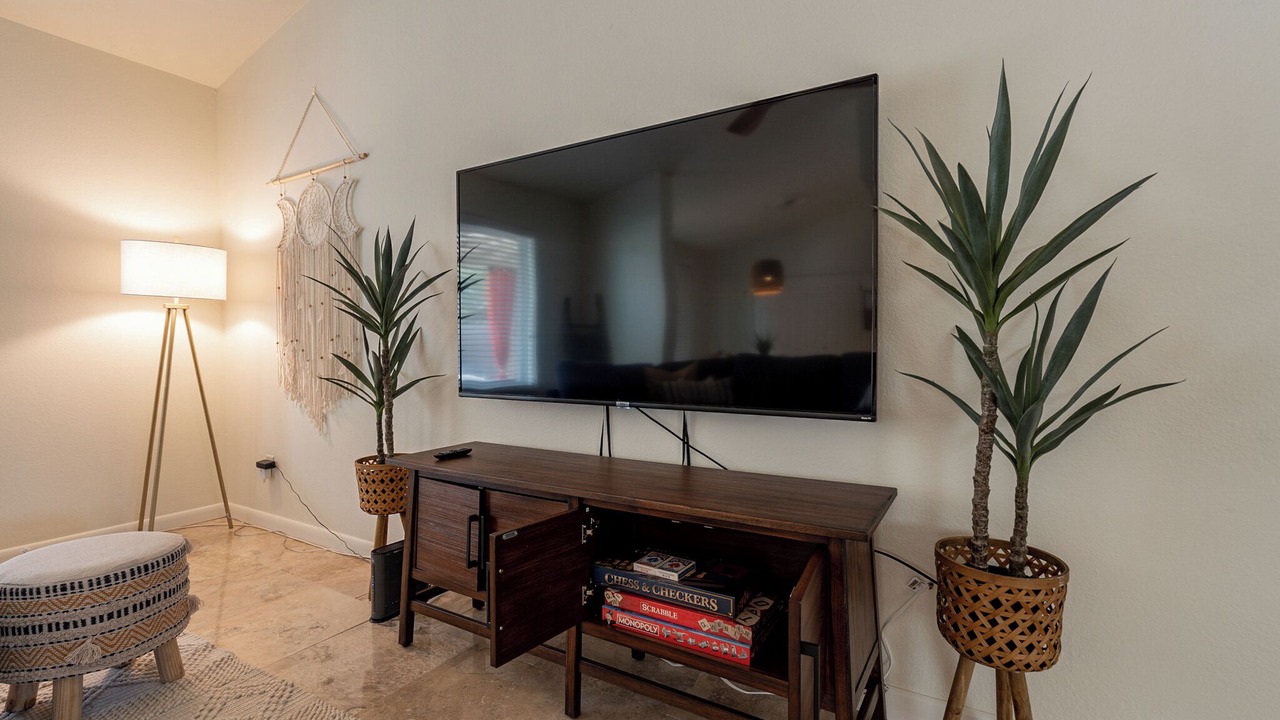 Photo of Livingroom in Paradise Valley Village