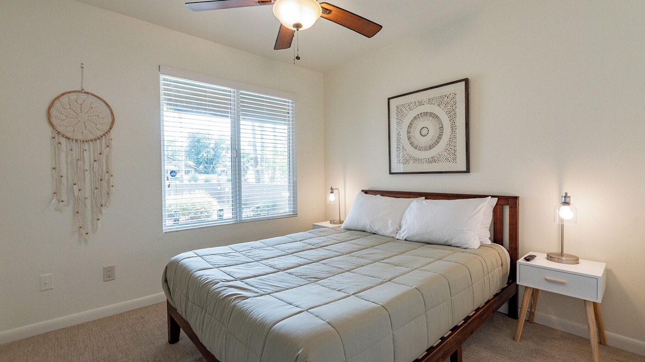 Photo of Bedroom in Paradise Valley Village