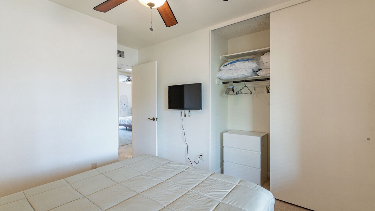 Photo of Bedroom in Paradise Valley Village