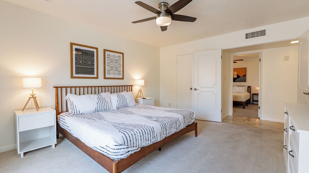 Photo of Bedroom in Paradise Valley Village