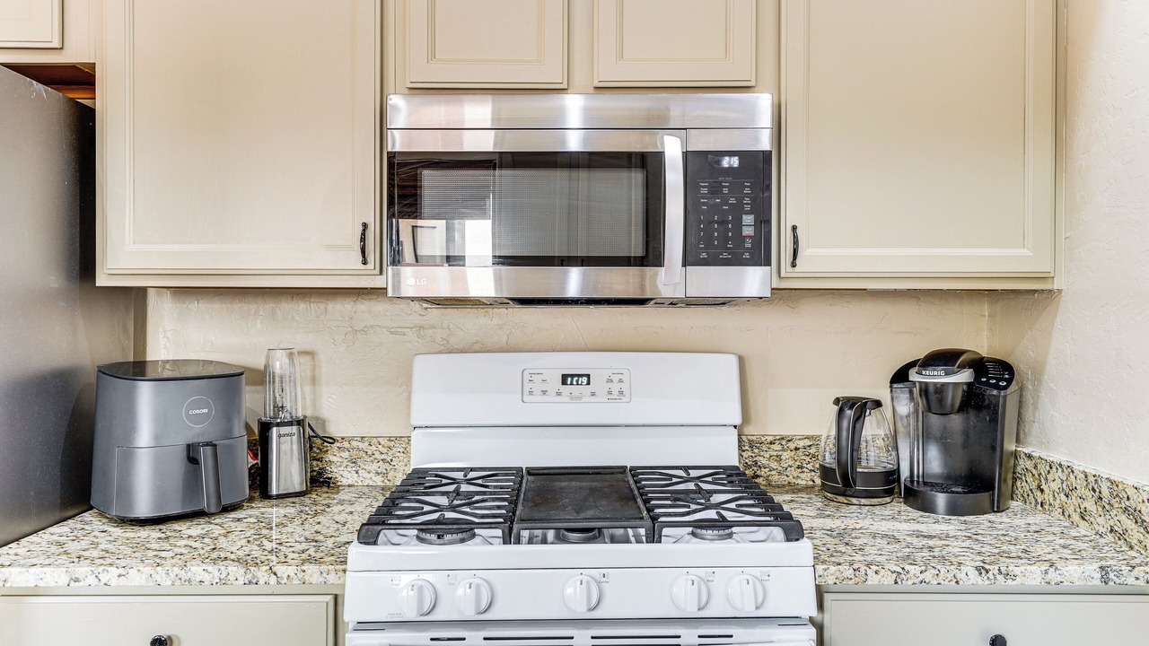 Photo of Kitchen in The Villages Of La Canada