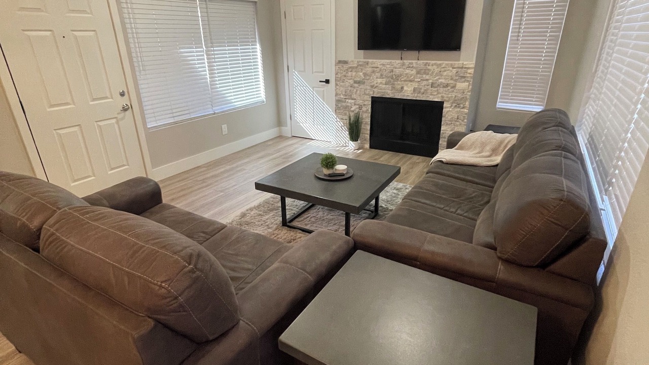 Photo of Livingroom in Paradise Valley Village