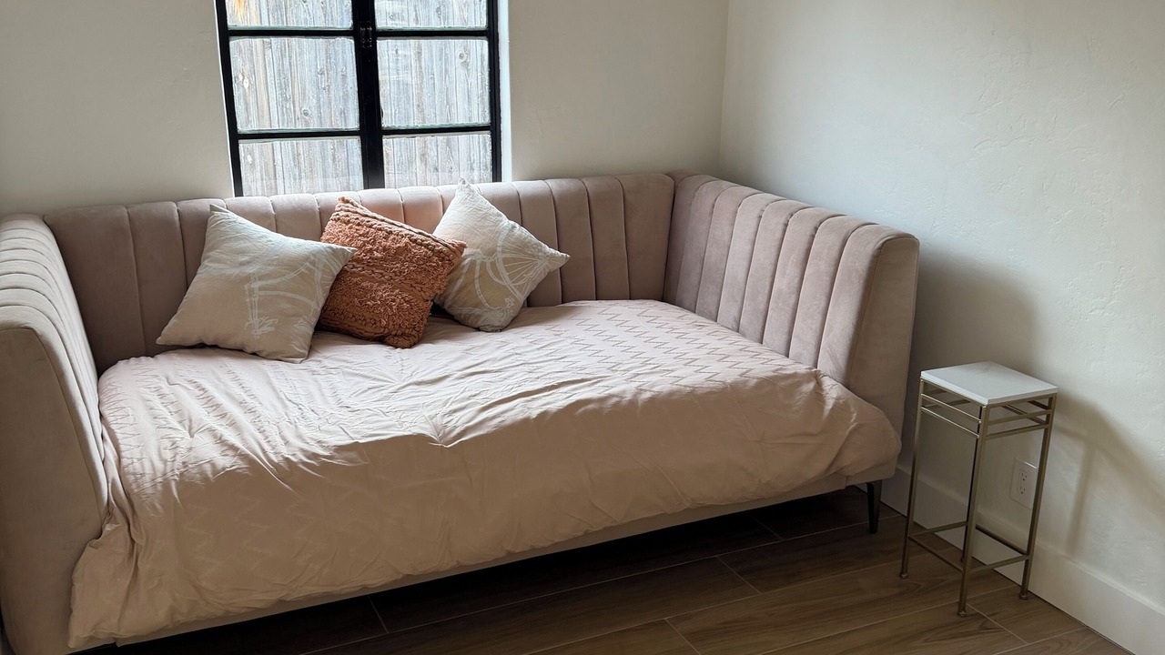 Photo of Livingroom in Woodlawn Park