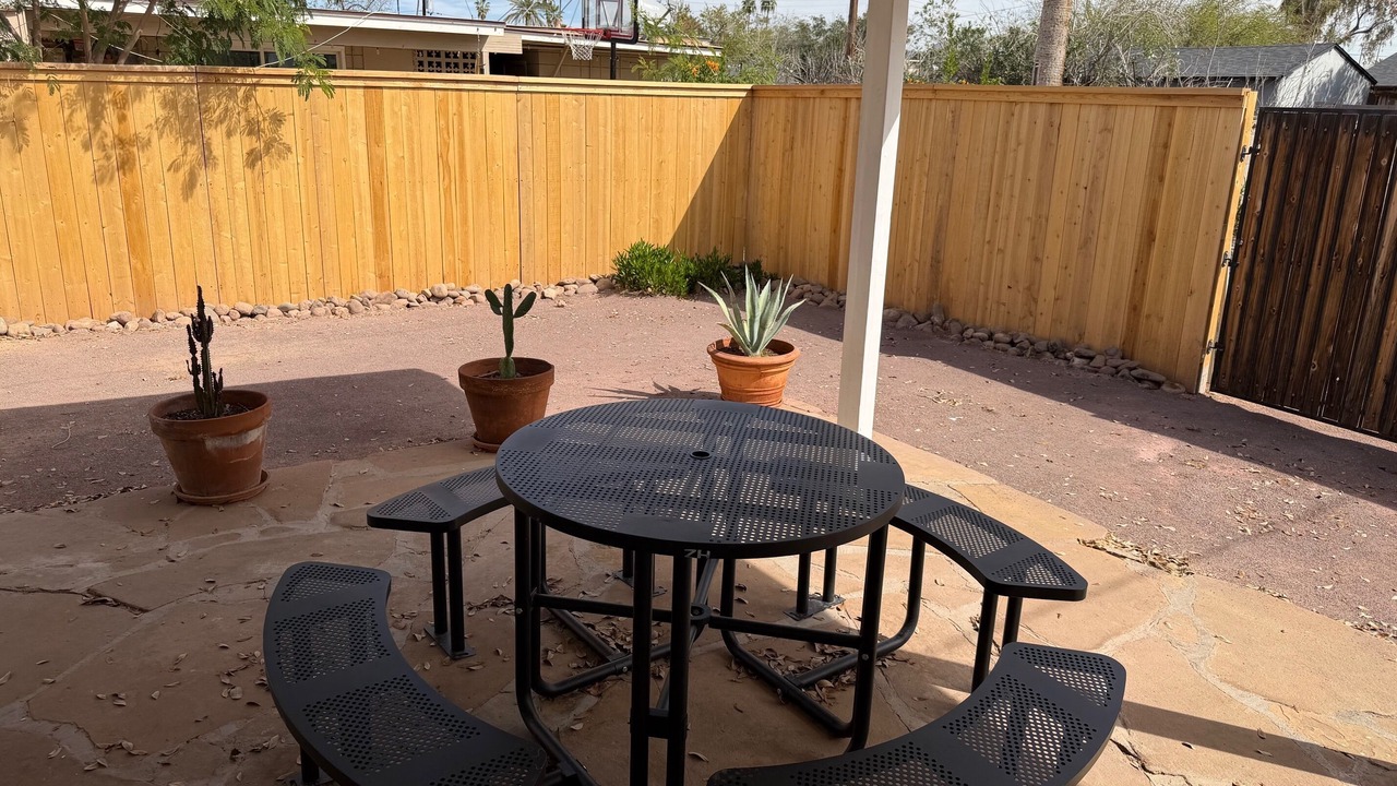 Photo of Outdoor in Woodlawn Park