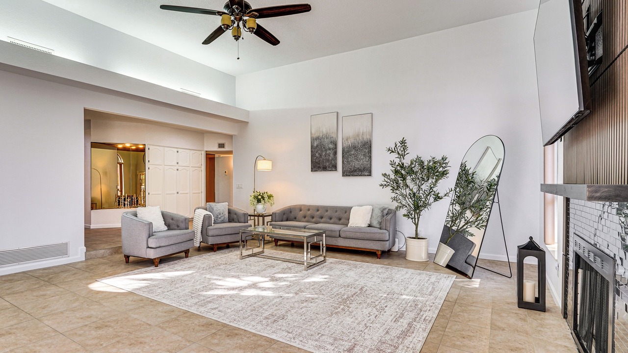 Photo of Livingroom in Tucson