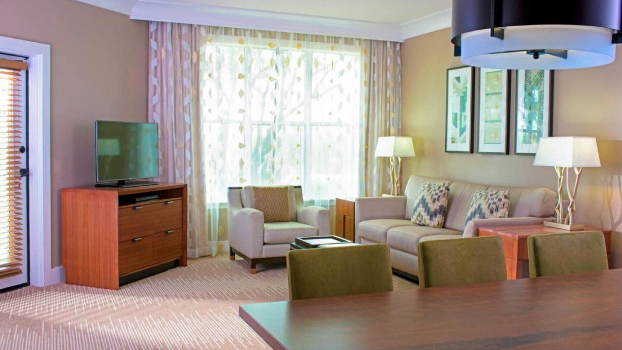 Photo of Livingroom in Desert Ridge