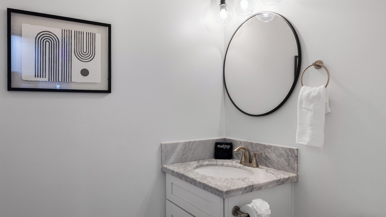 Photo of Bathroom in Village Grove