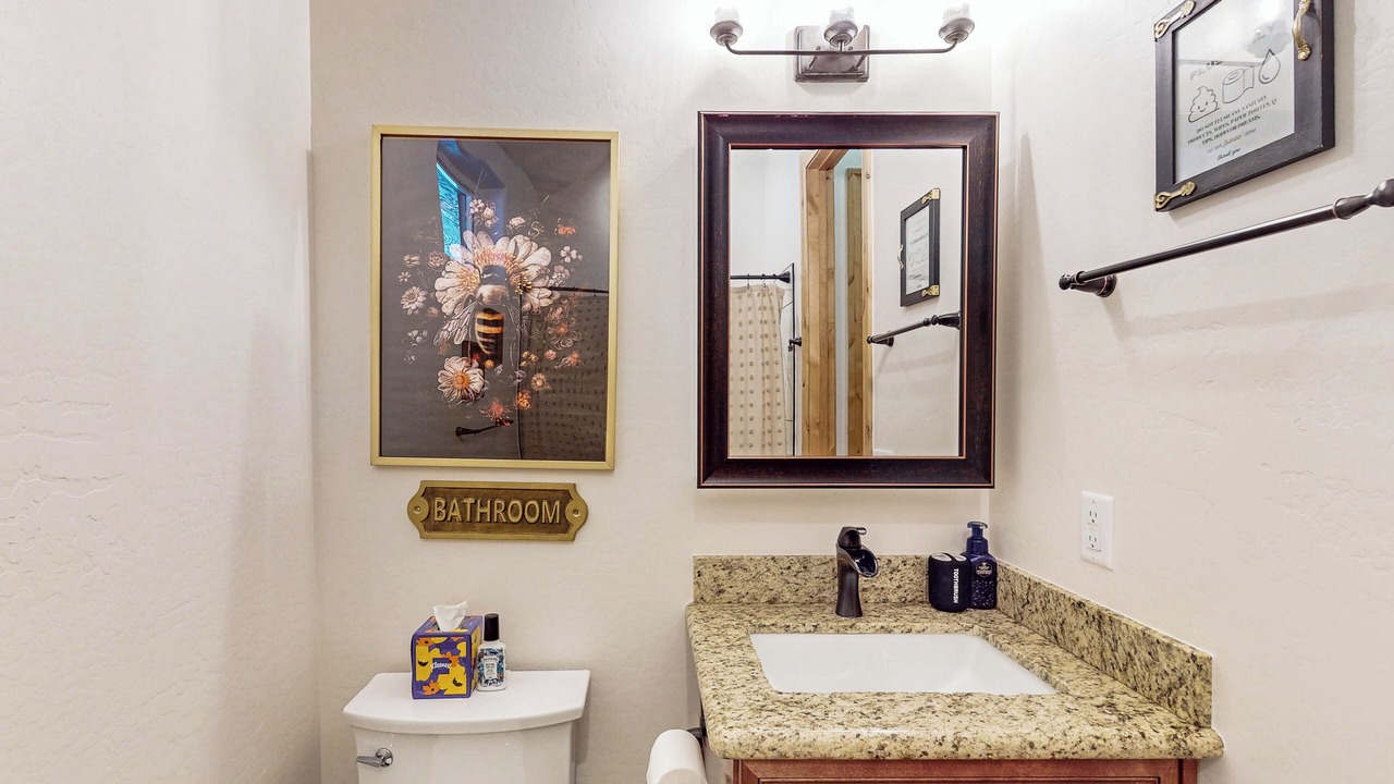 Photo of Bathroom in Strawberry