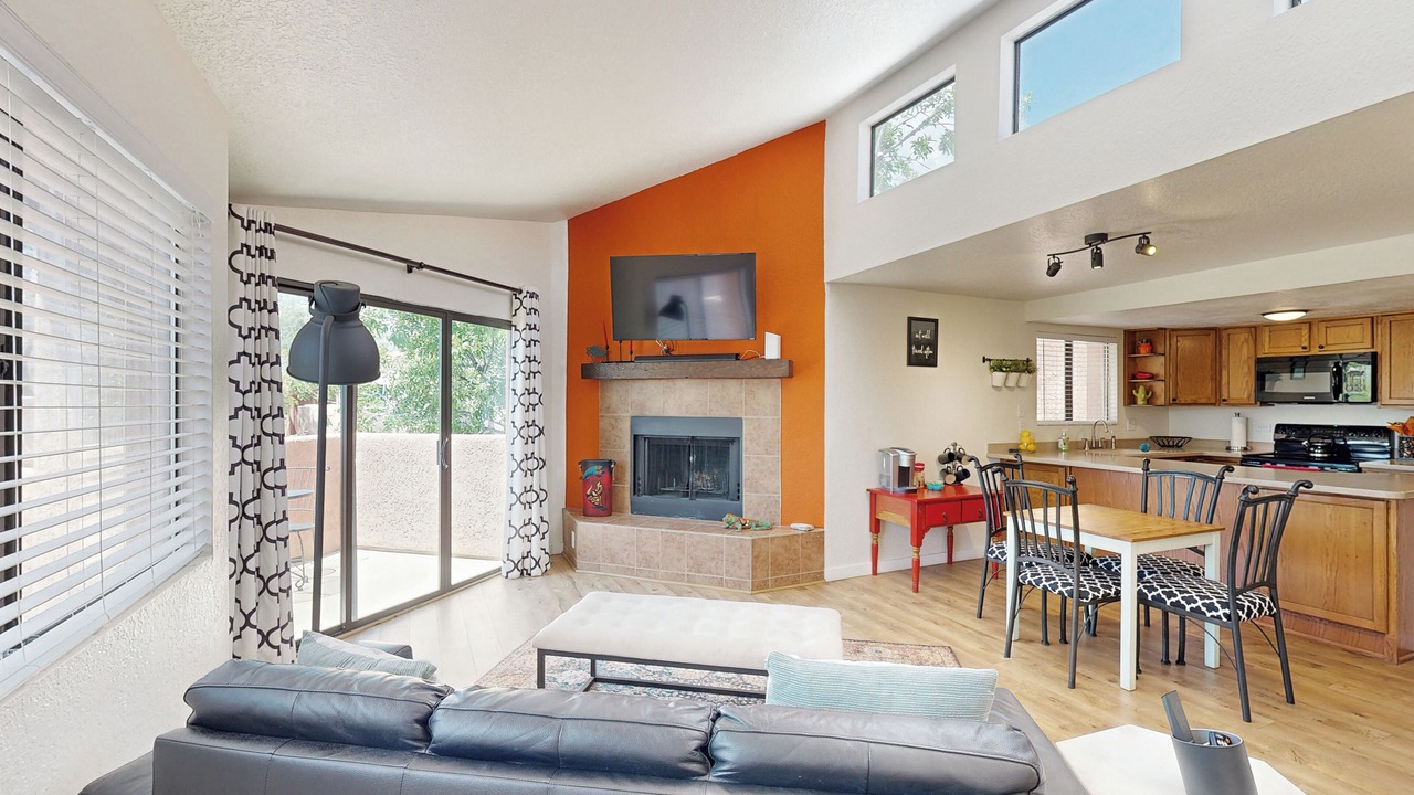 Photo of Livingroom in Tucson
