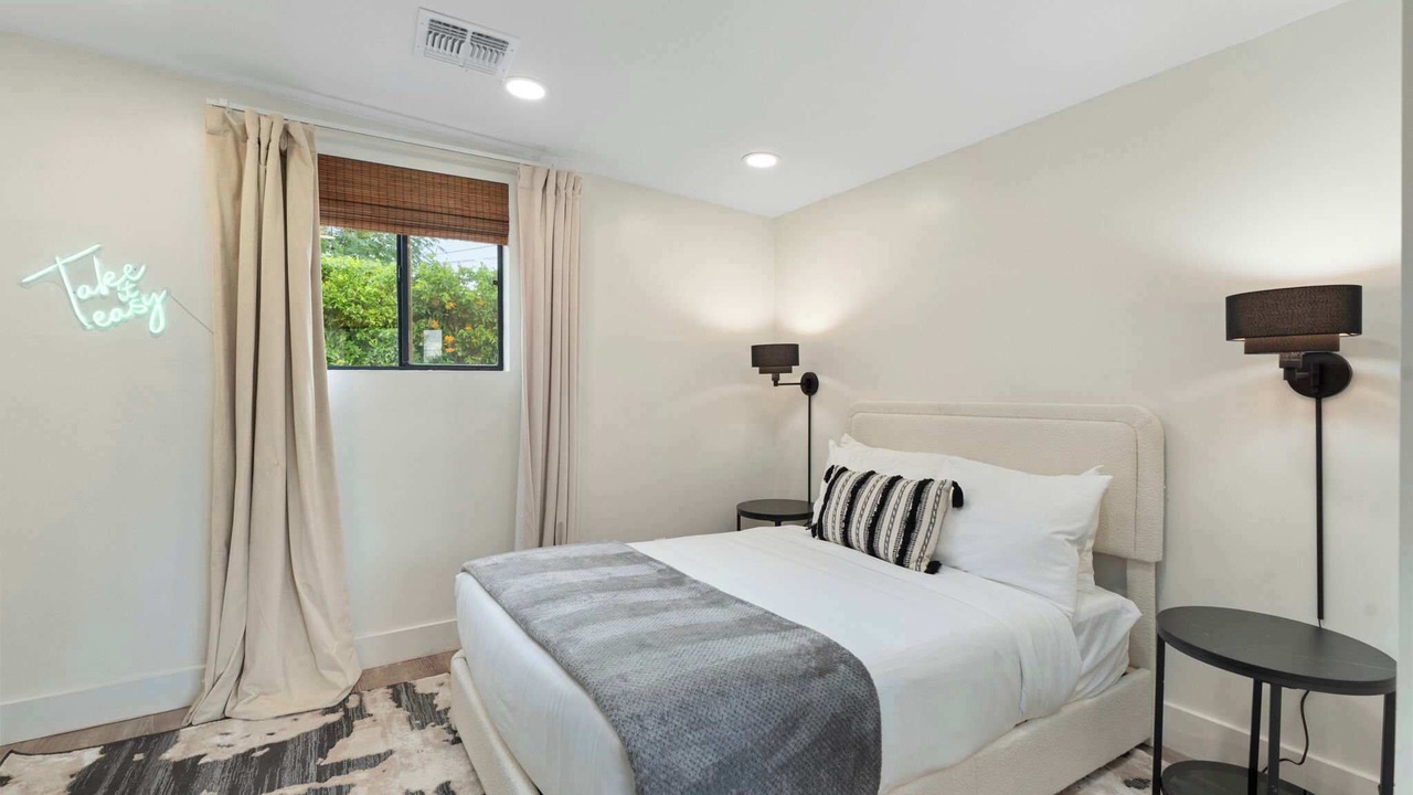 Photo of Bedroom in Cox Heights
