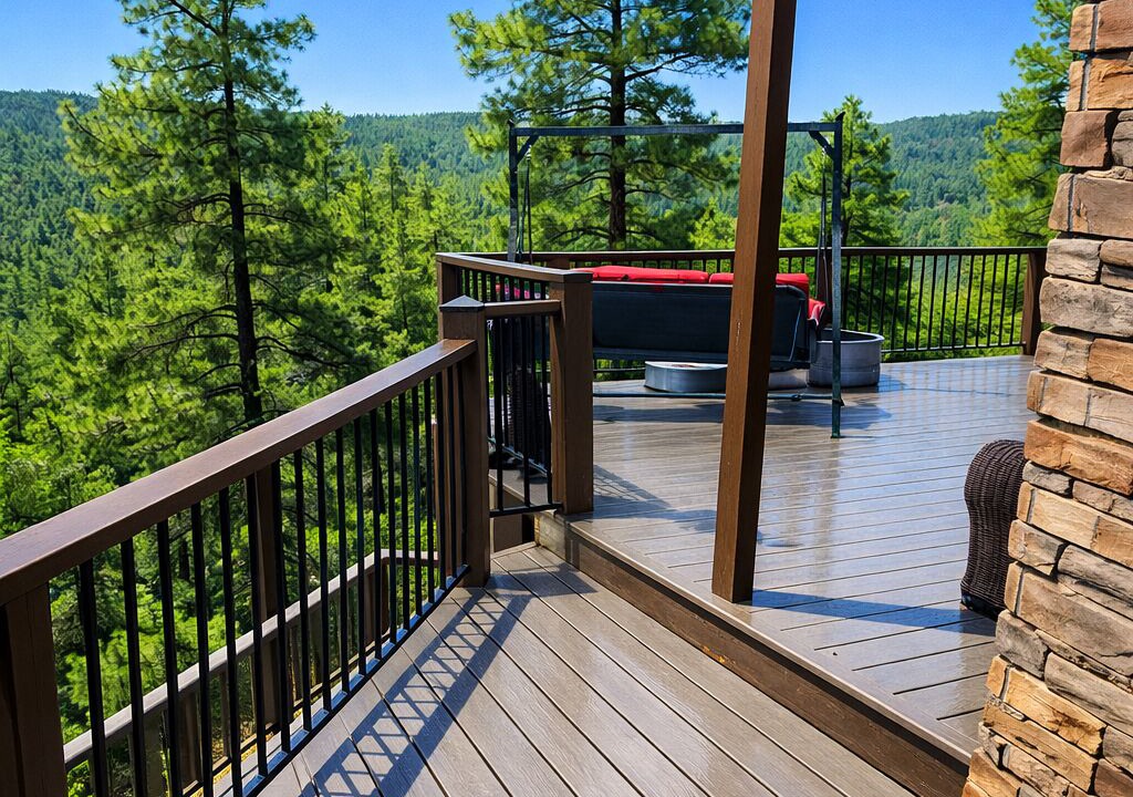 Photo of Patio Balcony in Strawberry