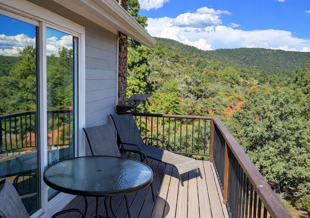 Photo of Outdoor in Strawberry
