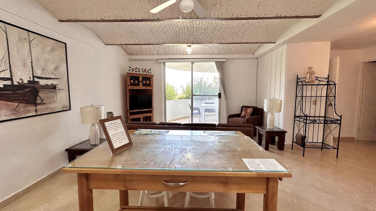 Photo of Livingroom in Marina Mazatlan