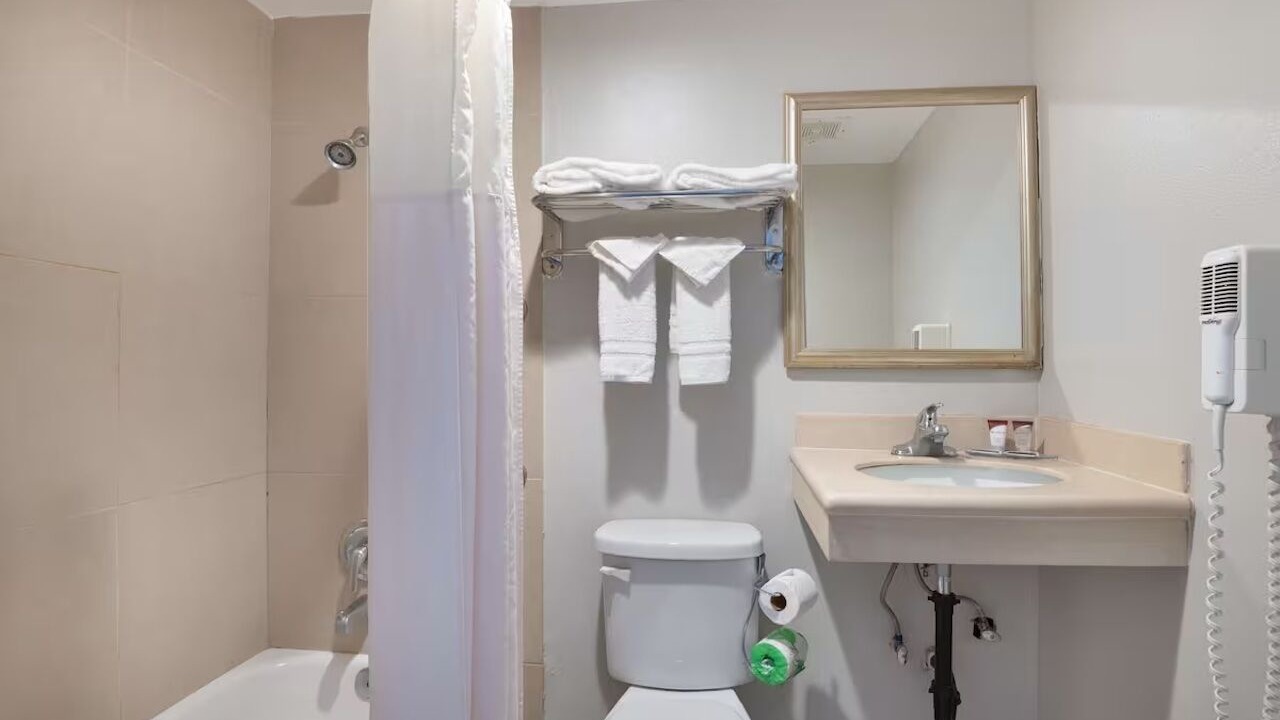 Photo of Bathroom in Feldman's