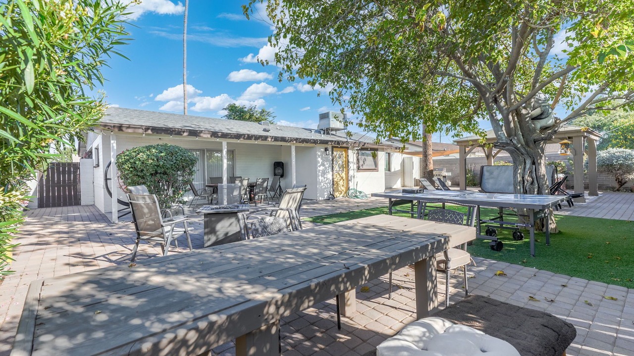 Photo of Outdoor in Papago Parkway