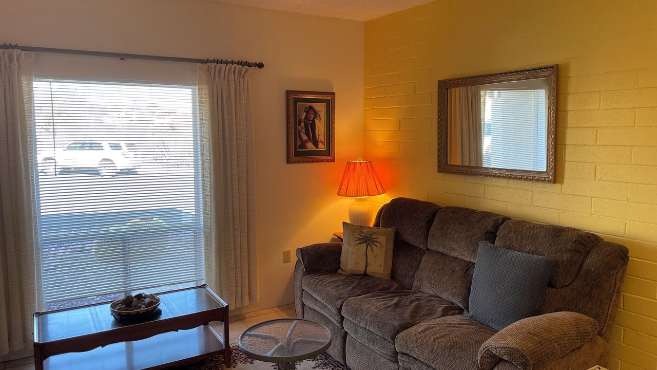 Photo of Livingroom in Desert Hills Estates