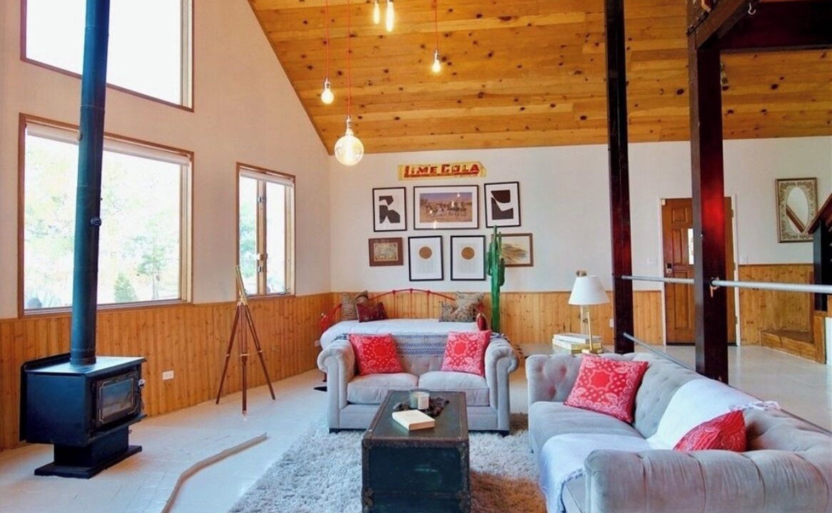 Photo of Livingroom in Yucca Valley
