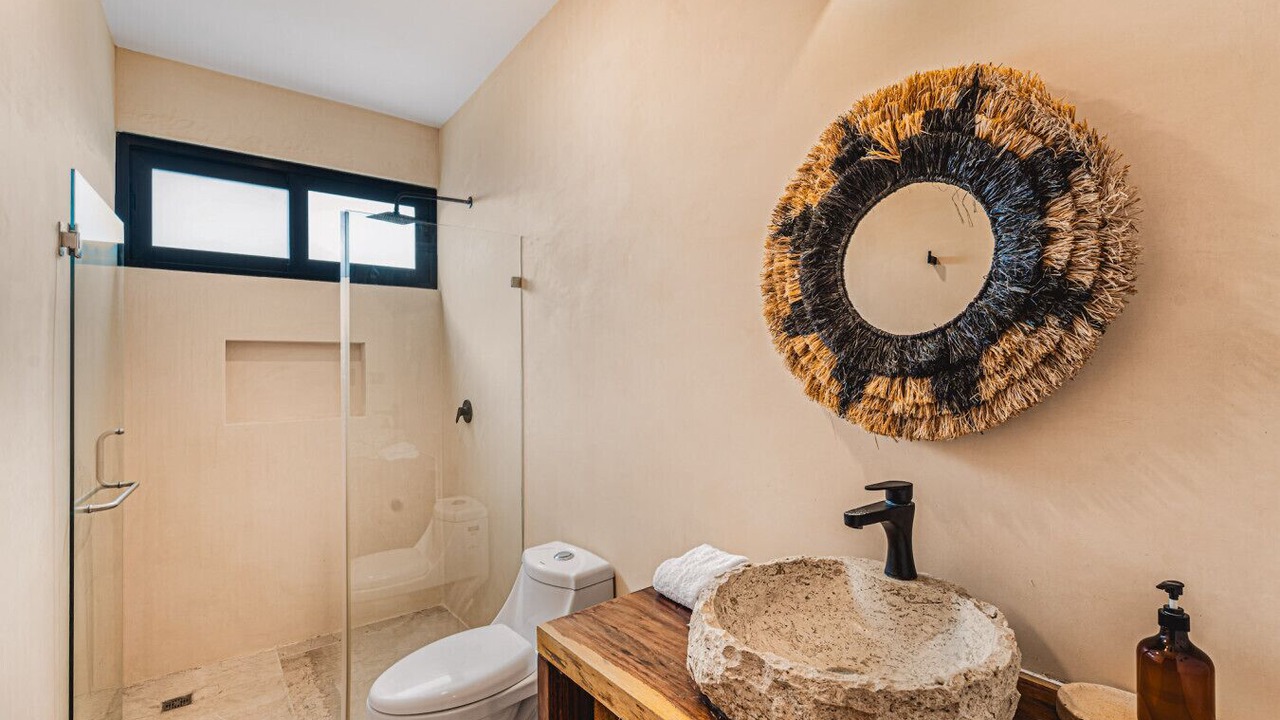 Photo of Bathroom in Zama