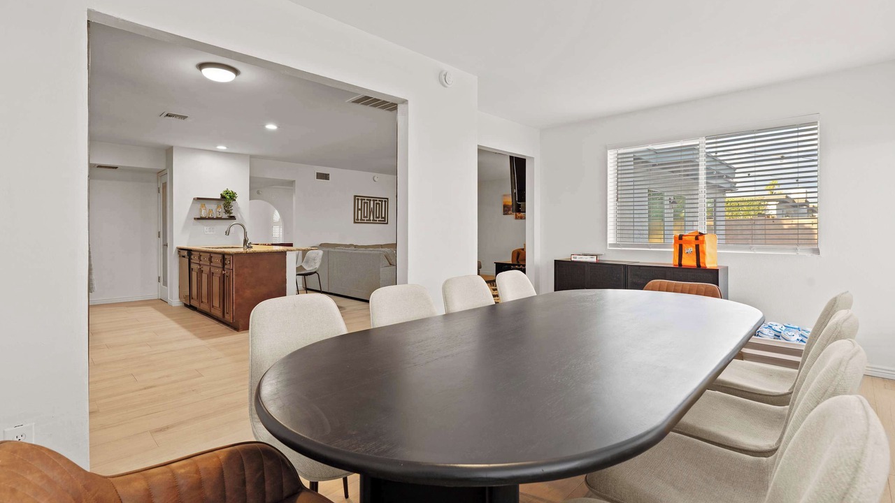 Photo of Others in Raskin Estates