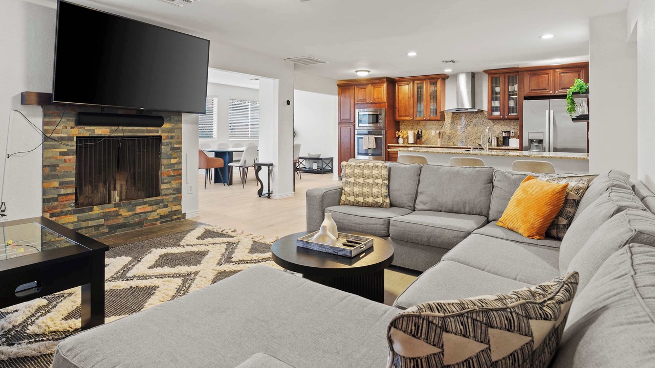 Photo of Bedroom in Raskin Estates