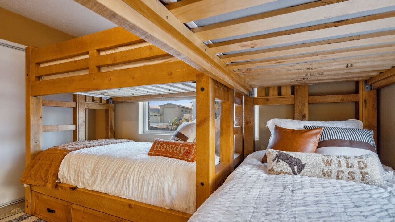 Photo of Bedroom in Lake Havasu City