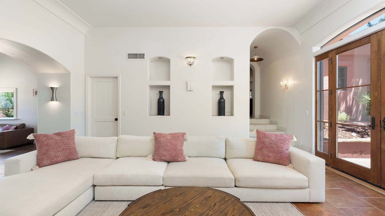 Photo of Livingroom in West Sedona