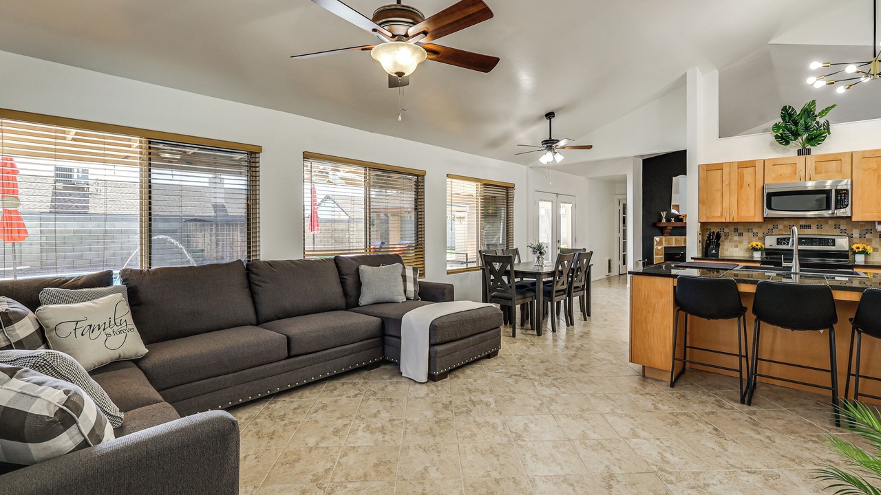 Photo of Livingroom in Glendale