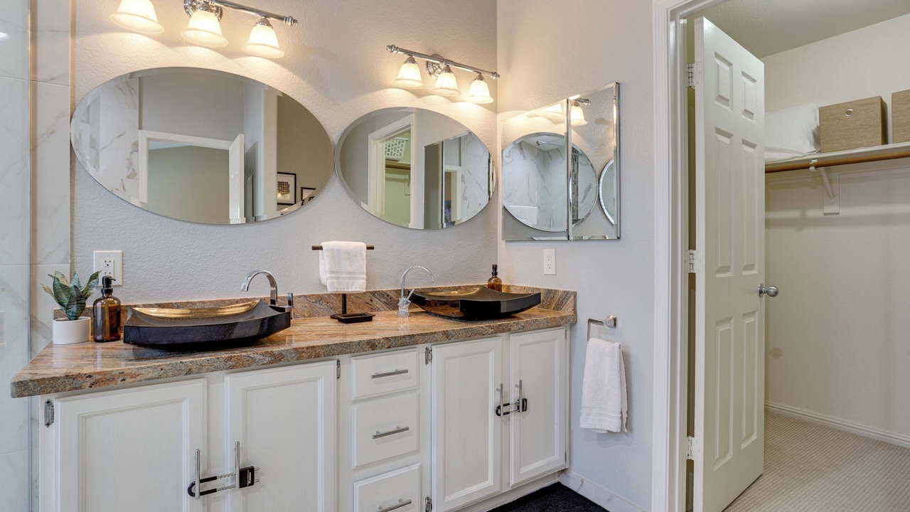 Photo of Bathroom in Tatum Ranch