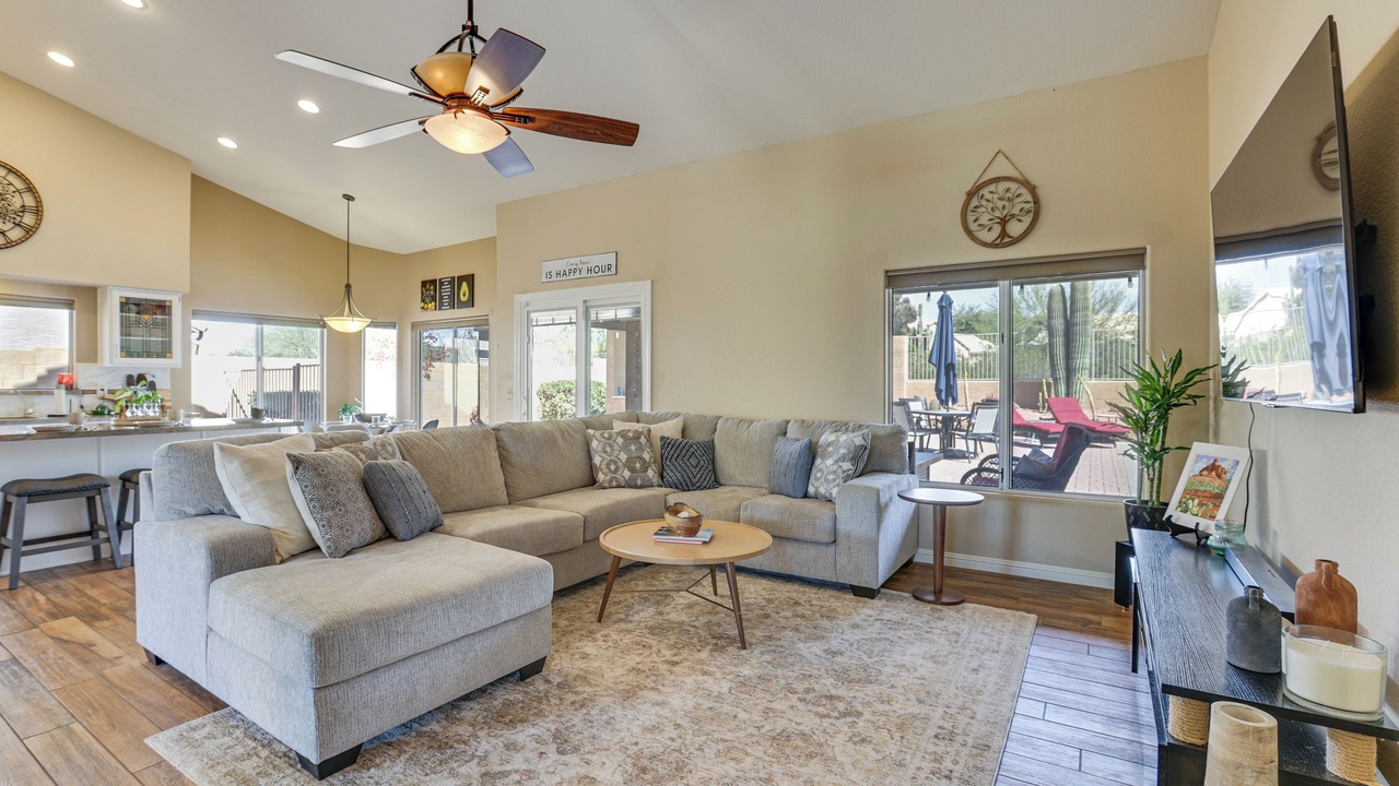 Photo of Livingroom in Tatum Ranch